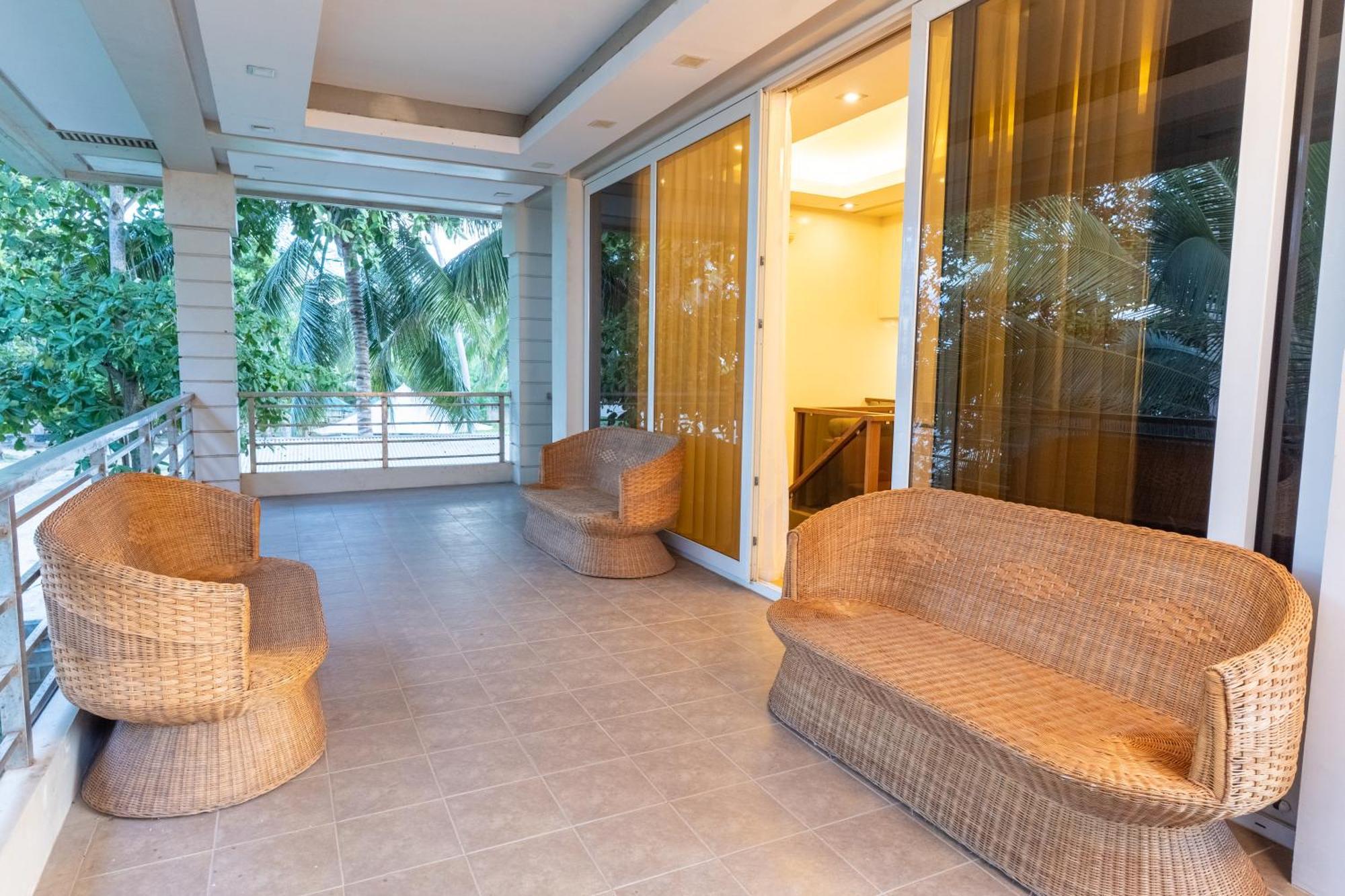 Costa Palawan Resort Puerto Princesa Eksteriør billede