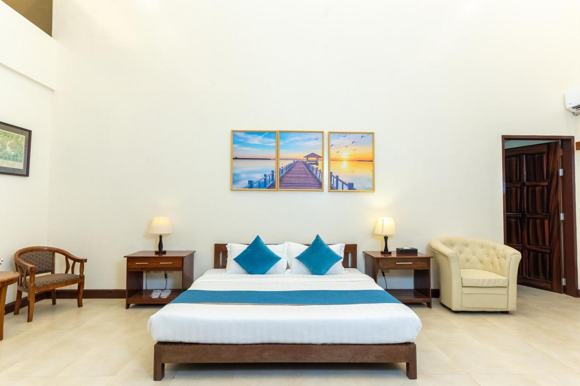 Costa Palawan Resort Puerto Princesa Eksteriør billede